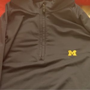Men’s Michigan University athletic long sleeve tee. Like new. Size Men’s XL.
